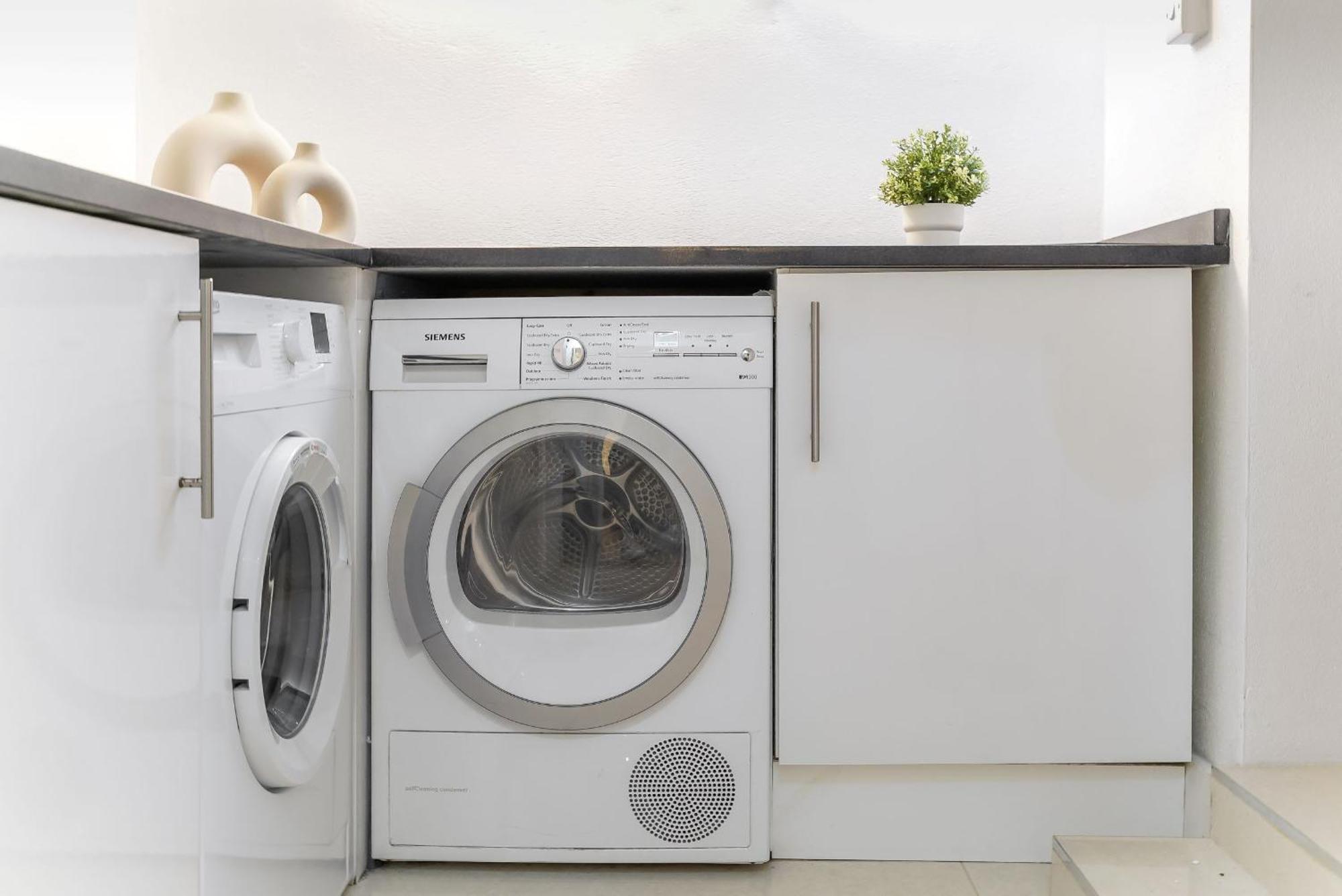 Notting Hill & Hyde Park - 2Br - Cityapartmentstay 伦敦 外观 照片